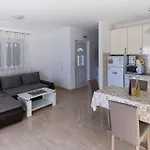 One-bedroom With Sea View 02 *