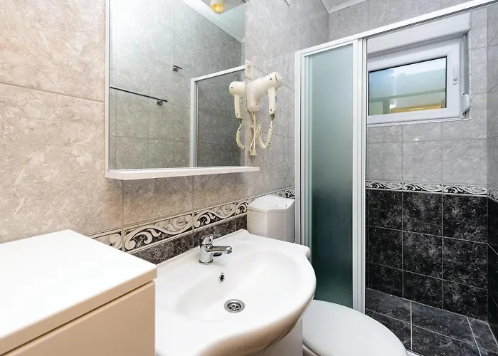 Apartment One-bedroom With Sea View 02 *